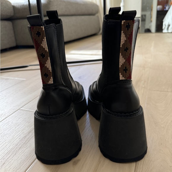 FARM RIO Black Chelsea Leather Boots Size 8.5 - Picture 4 of 8